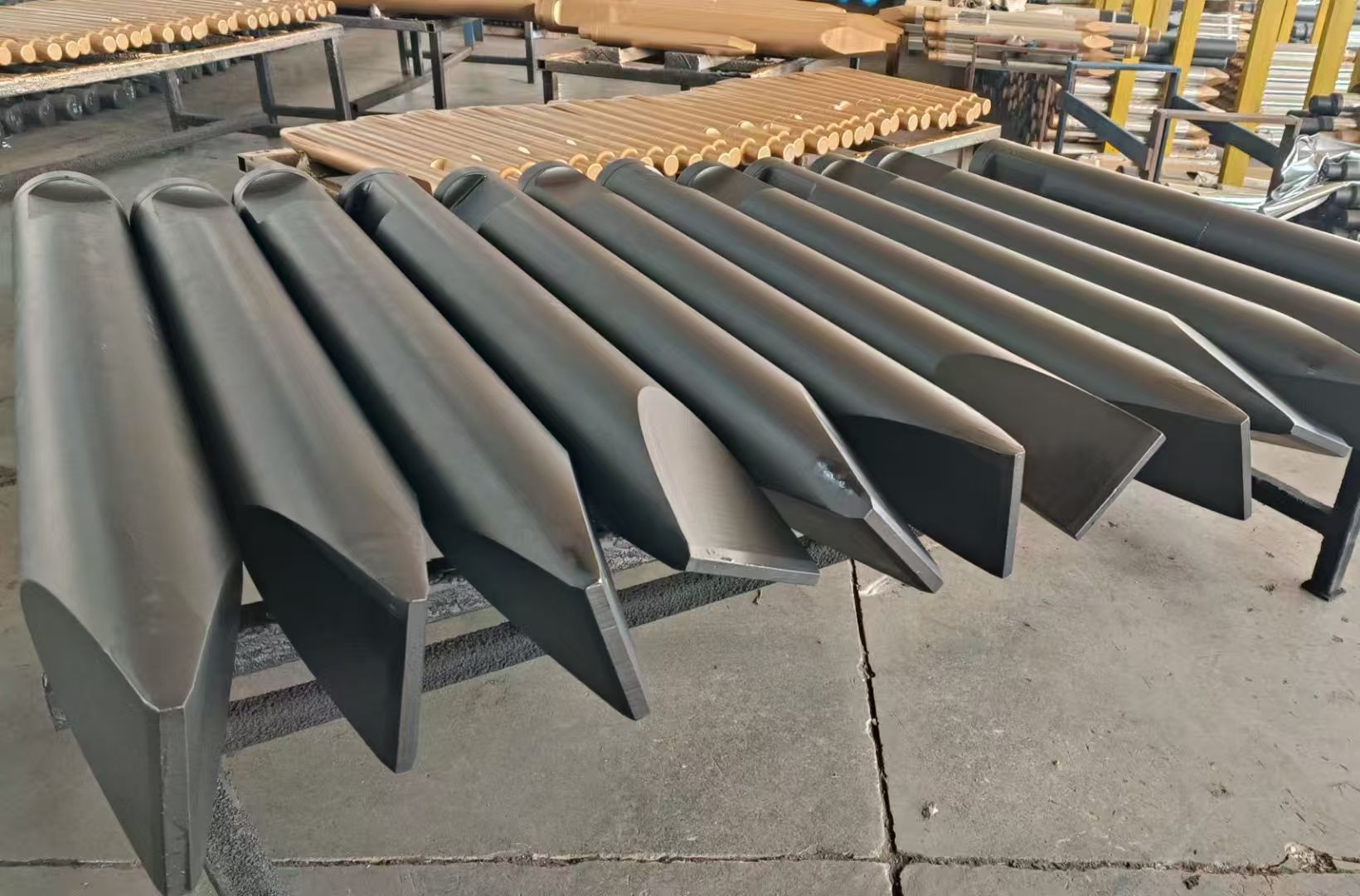 Customizable Hydraulic Breaker Chisel, Fits All Models, High Wear-Resistant Alloy, Engineering-Specific